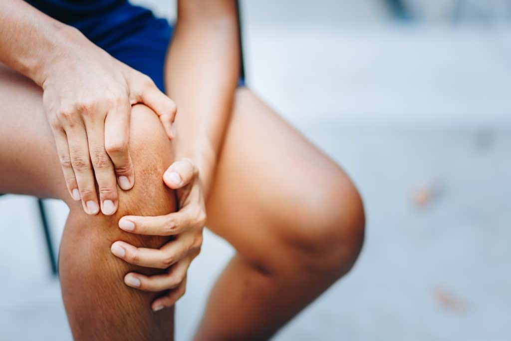 Are You Experiencing Knee Pain While Bending Your Leg?